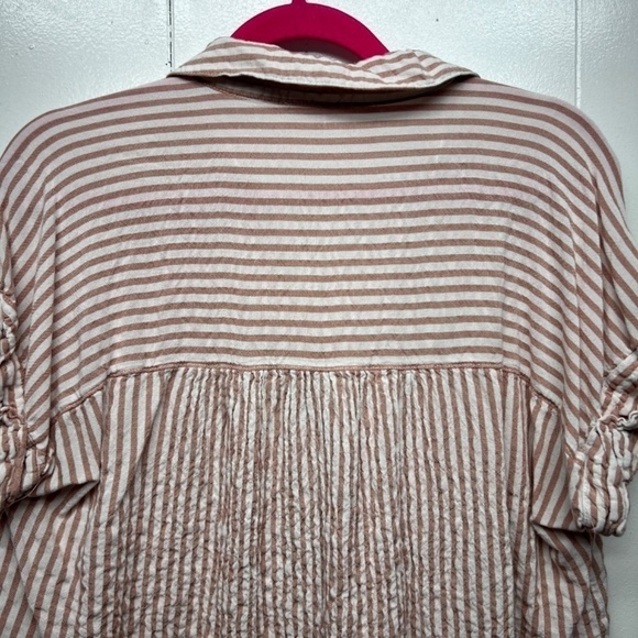 Jane & Delancey Striped Button Front Women's Short Sleeve Top Size Medium - Picture 7 of 11